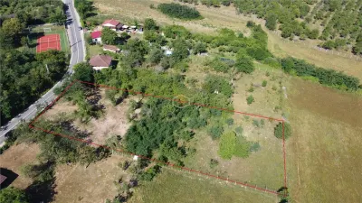 Priveliste de vis! Teren intravilan - 2.496 m² in Ardud-Vii - foto 6