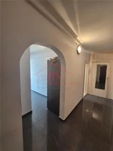 Apartament de vanzare, 3 camere decomandat. Strada Maramuresului, Cluj-Napoca - foto 3