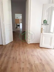 Casa si teren zona centrala - pretabil activitati comerciale !! - foto 3