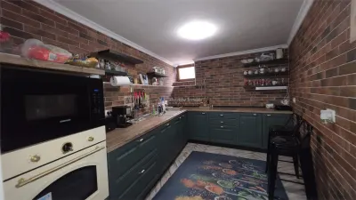 Resita Casa Solida Zona Centrala Comision ZERO cumparator - foto 7