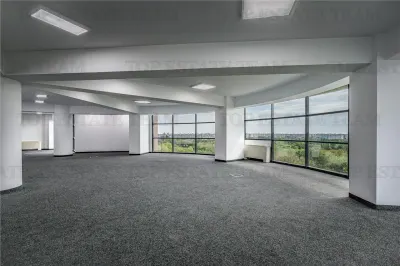 Spatiu comercial  cu view de inchiriat in Sector 3 - foto 10