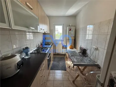 APARTAMENT DE VANZARE CU 2 CAMERE, MOBILAT SI UTILAT, ZIMBRU - foto 4
