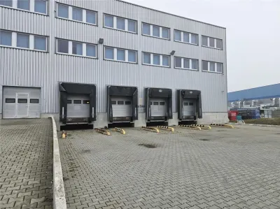 Spatiu Industrial - 2500 mp - Logistica - Productie - Depozitare - Distributie - foto 10