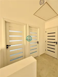 Casa cu 4 camere de inchiriat de 198 mp, moderna, Sancraiu de Mures - foto 6