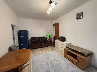 Garsoniera la casa de inchiriat Sibiu Piata Cluj - foto 2