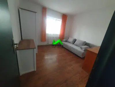 Apartament de inchiriat 2 camere Sibiu Vasile Aaron - foto 2