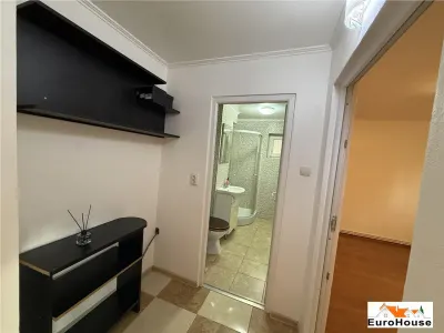 Apartament 2 camere de v?nzare | 51 mp utili | Parter ?nalt | Zona Piața - foto 7