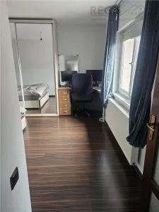 Casa de inchiriat | 3 camere | Brasovul Vechi | Curte | Parcare - foto 9
