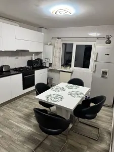 Apartament 3 camere Racadau -- Astra, etaj1, 2 balcoane, Brasov - Brasov