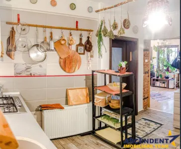 Apartament 2 camere la casa, cu gradina proprie, Central Brasov - foto 7