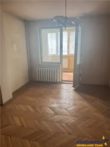 Apartament cu 3 camere, etaj2,  2balcoane, Centru Civic Brasov - foto 2