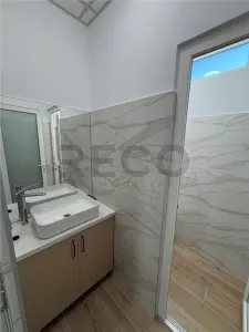 RECO Hala industriala + birouri de inchiriat  centura   Oradea - foto 8
