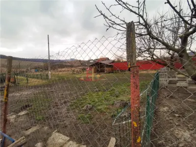 Casa 3 camere,2 bai,7 km de centrul orasului,Bardesti,Targu Mures - foto 10