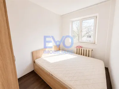Apartament cu 3 camere, centrala termica, etajul 3, zona Tatarasi Iasi - foto 3