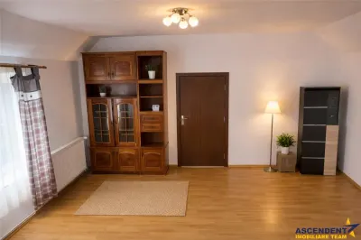 Casa stil sasesc cu garsoniera, garaj, curte, gradina, Bod, Brasov - foto 4
