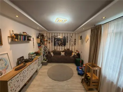 Apartament 2 camere ,decomandat,complet mobilat si utilat - foto 3