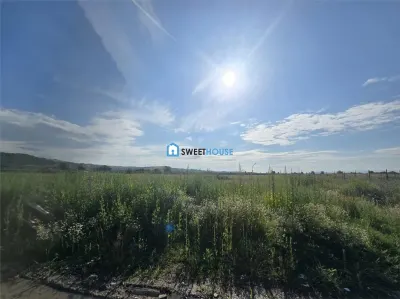 Teren cu autorizatie de construire si fundatie existenta - foto 2
