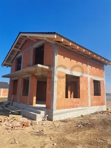 RECO Casa la rosu in Cihei- cu utilitati-la 5 minute de Oradea - foto 3