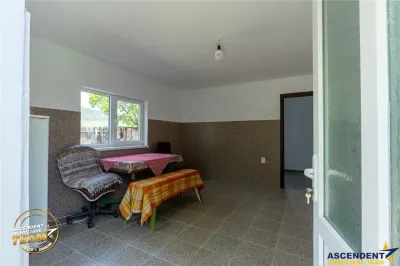 1.200mp teren si casa cu gradina inflorata, aproape de Targu Secuiesc: Belani - foto 17
