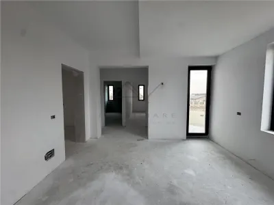 Vila Duplex spatioasa - Teren 500 mp - 7 camere - living spatios - beci - foto 18