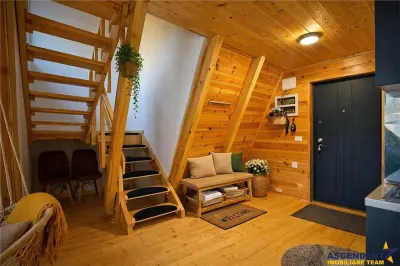 Eleganta,echipata casa A Frame,1.200 mp teren,deschidere Piatra Craiului,Moieciu, Brasov - foto 10