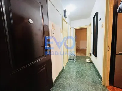 Apartament cu 3 camere de vanzare, mobilat si utilat, Podu Ros - foto 9