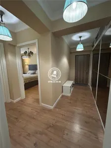 Apartament cu 2 camere  Bucium, teren si terasa proprie. - foto 2