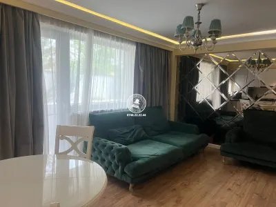 Apartament cu 2 camere  Bucium, teren si terasa proprie. - foto 6