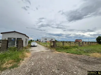 Platforma Industriala functionala - Oniceni, Suceava - E85 14000mp teren, 1300mp hala, 400mp birouri - foto 3