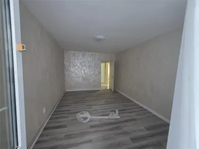 Apartament 3 camere - Alexandru cel Bun - etaj 2 - renovat - foto 3