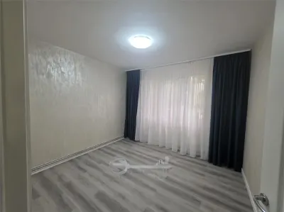 Apartament 3 camere - Alexandru cel Bun - etaj 2 - renovat - foto 4