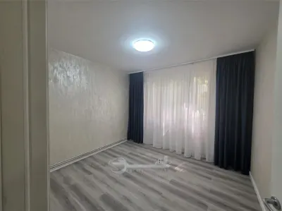 Apartament 3 camere - Alexandru cel Bun - etaj 2 - renovat - foto 6