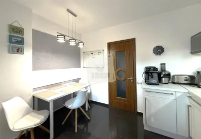Apartament mobilat 68 mpu 3 camere 2 bai si pivnita in Turnisor - foto 6