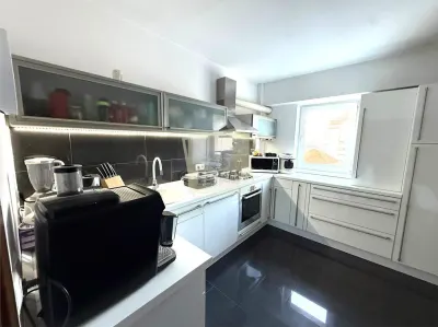 Apartament mobilat 68 mpu 3 camere 2 bai si pivnita in Turnisor - foto 7