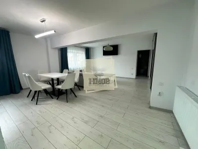 Apartament Renovat 4 camere 92mpu | decomandat | 2 bai | zona Centrala - foto 2