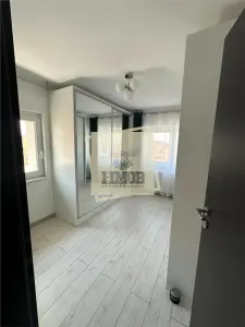 Apartament Renovat 4 camere 92mpu | decomandat | 2 bai | zona Centrala - foto 11
