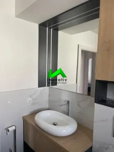 Apartament 3 camere 2 bai parcare subterana Sibiu Calea Dumbravii - foto 8