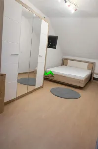 Apartament de vanzare 3 camere Sibiu Terezian - foto 2