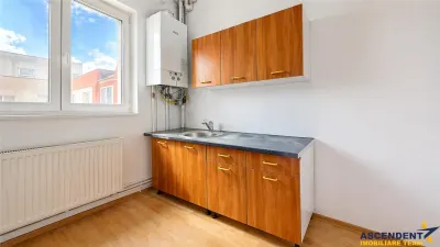 3D! Renovat, luminos, living si 2 dormitoare, cu vedere panoramica, Vlahuta, Brasov. - foto 6