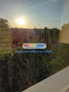 Vanzare apartament 4 camere Titan/etaj 3/2bai/2balcoane/suprafata 81.9 - foto 12