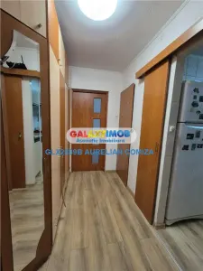 Apartament 3 camere Metrou 1 Decembrie-Piata Trapezului/etaj 3 - foto 5