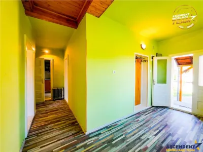 FILM! Casa cu teren generos,vedere pitoreasca, Sancraiu,  aproape de Sfantu Gheorghe si de Brasov - foto 5