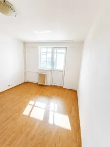 2 camere  | Brancoveanu | Str. Huedin | Et. 7|10 | Balcon | Sector 4 - foto 2