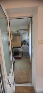 Apartament 3 camere, Florilor,2 gr .sanitare,renovat,140000 Euro neg - foto 6