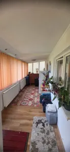 Apartament 3 camere, Florilor,2 gr .sanitare,renovat,140000 Euro neg - foto 9
