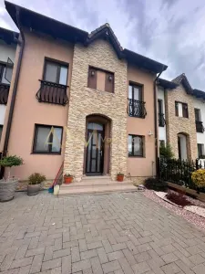 Inchiriere casa 4 camere Giroc - foto 24