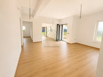 Casa  4 camere Miroslava Vorovesti la cheie! - foto 6