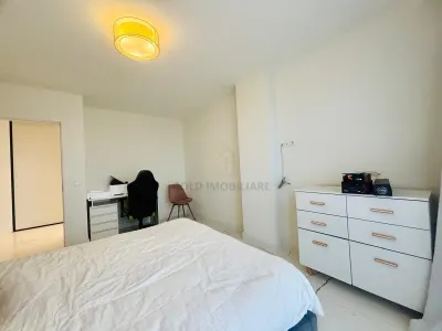 PENTHOUSE DE ÎNCHIRIAT – 100 MP + TERASĂ 60 MP  BLOC NOU - foto 11