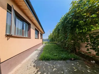Casa de vanzare P+M cu 800 mp teren, Girleni - foto 21