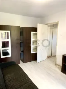 RECO Apartament 2 camere, luminos, etaj 3/4 – baie renovata,  balcon - foto 4